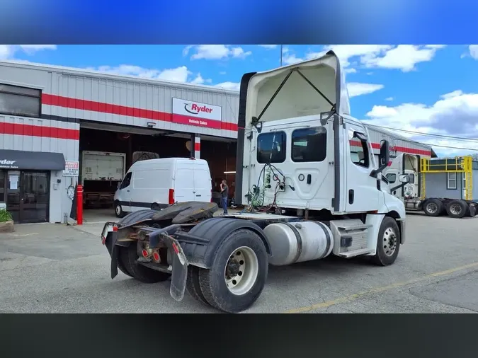 2022 FREIGHTLINER/MERCEDES CASCADIA PX12642ST