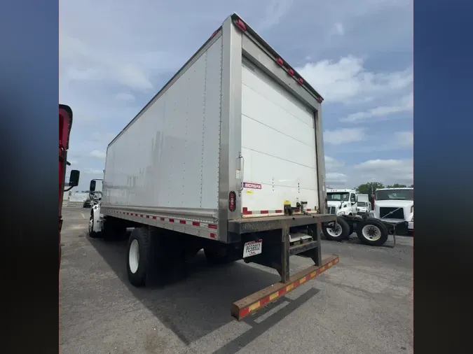 2017 FREIGHTLINER M2 106