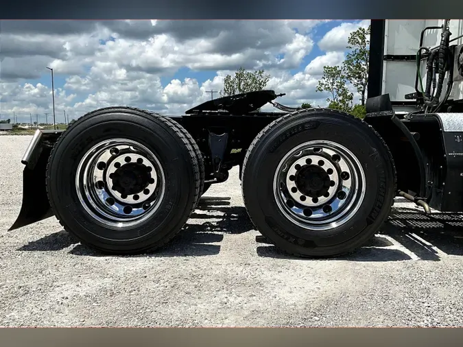 2021 INT LT625 6x4