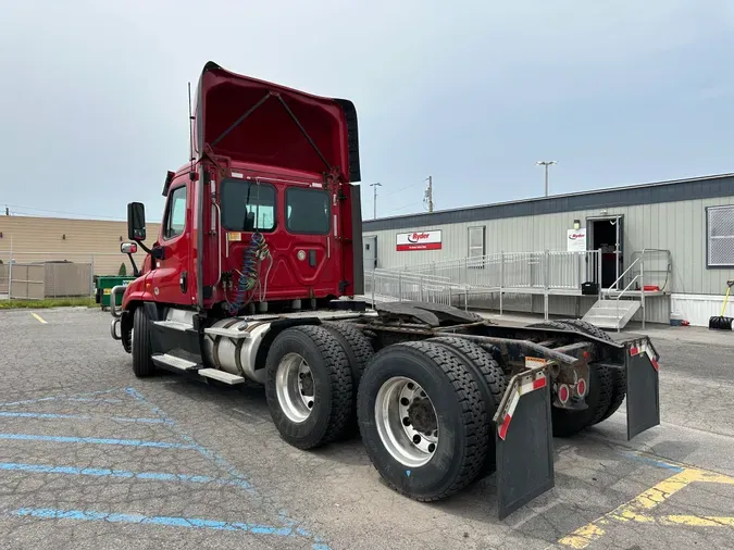 2017 FREIGHTLINER/MERCEDES CASCADIA 125