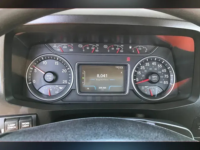 2019 INT LT625 6x4