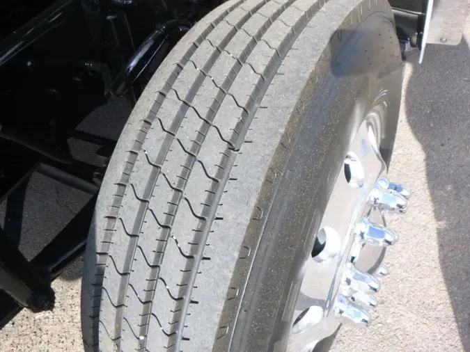 2020 Peterbilt 337