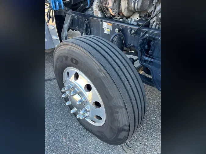 2020 Peterbilt 389