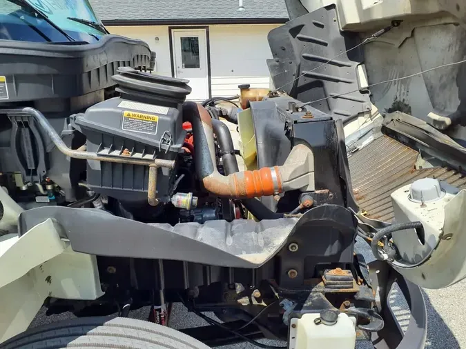 2019 NAVISTAR INTERNATIONAL 4300