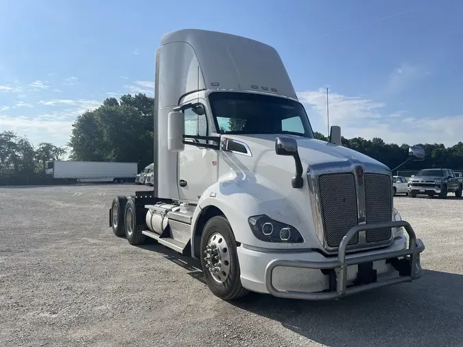 2021 Kenworth T680