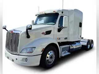 2022 Peterbilt 579