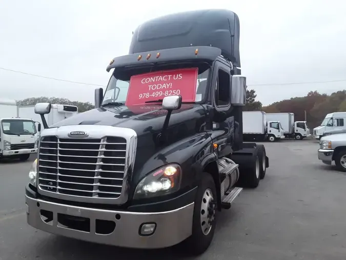 2018 FREIGHTLINER/MERCEDES CASCADIA 125