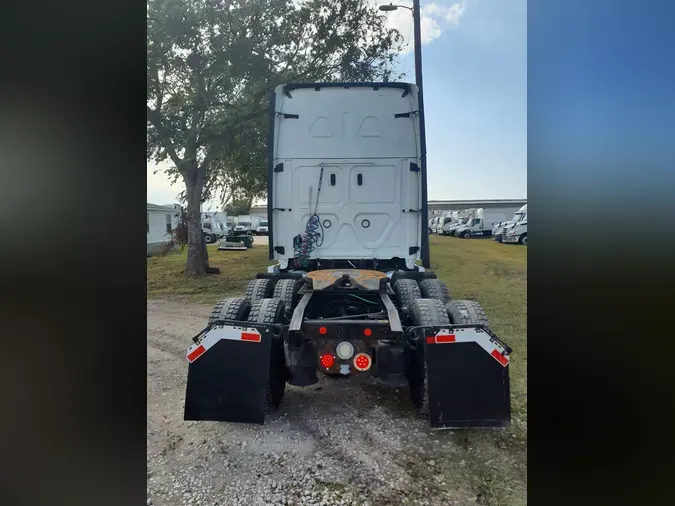 2019 FREIGHTLINER/MERCEDES CASCADIA 125