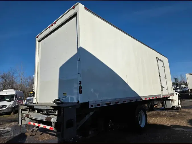 2018 FREIGHTLINER/MERCEDES M2 1066d46ad63715bb69172a582e7a2389cb2