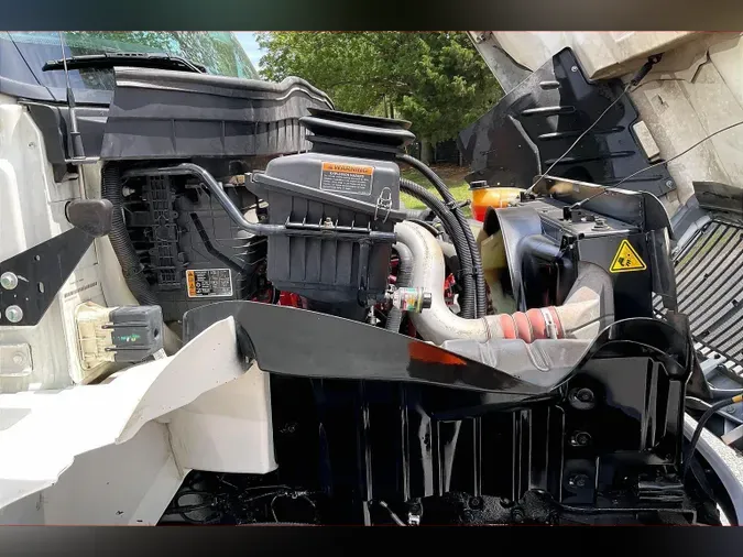 2021 INT MV607