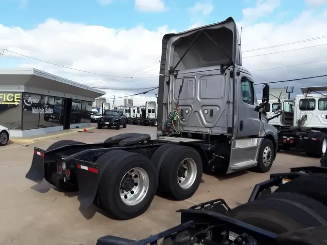 2019 FREIGHTLINER/MERCEDES NEW CASCADIA PX12664