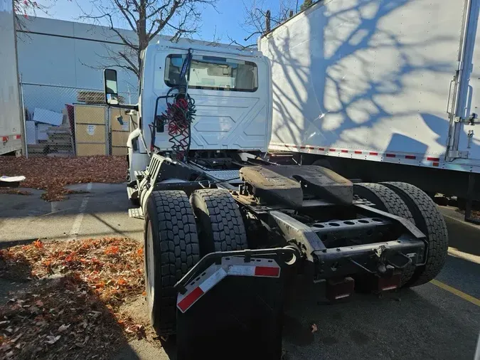 2019 NAVISTAR INTERNATIONAL RH613 DAYCAB S/A