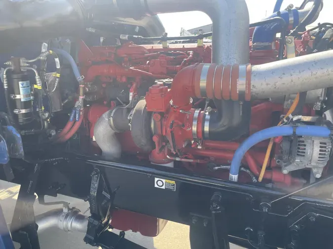 2024 Peterbilt 389