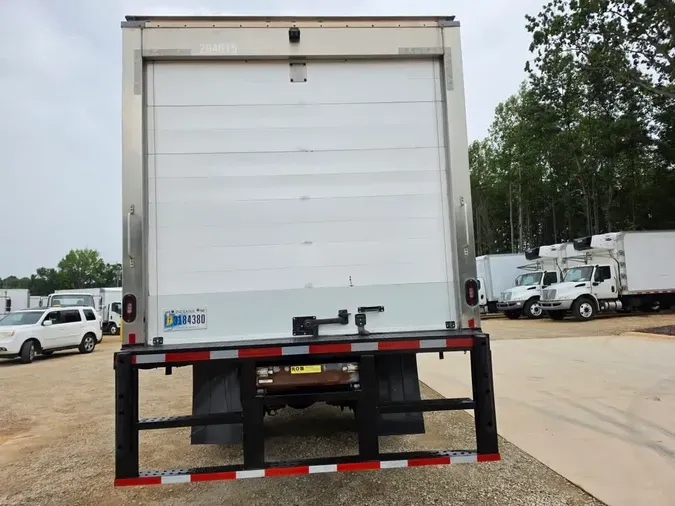 2021 FREIGHTLINER/MERCEDES M2 106