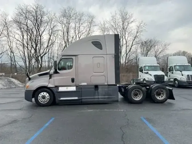 2021 Freightliner Cascadia