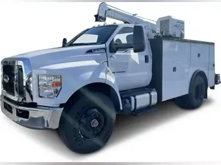 2022 Ford F-750