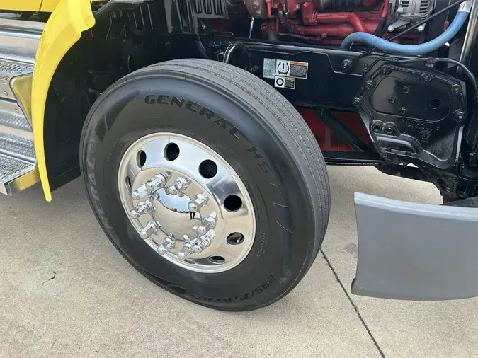 2021 Peterbilt 579