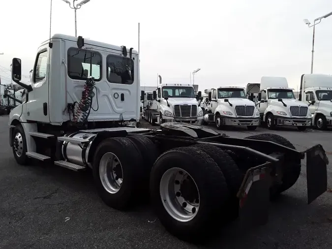 2020 FREIGHTLINER/MERCEDES NEW CASCADIA PX126646d5c4ca3bee8eec58f86c7b7b1107e1a