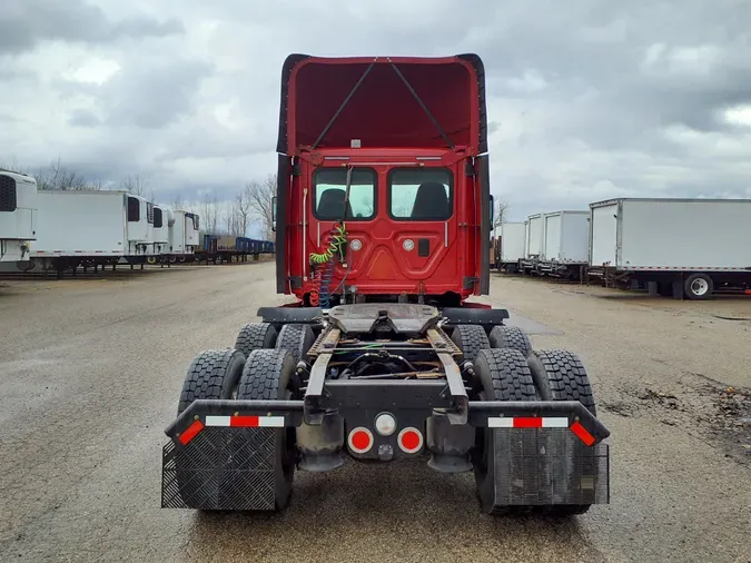 2014 FREIGHTLINER/MERCEDES CASCADIA 125