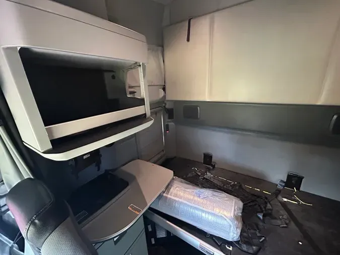 2022 Kenworth T6806d62e210f868144c73a6c23ce667d8b9