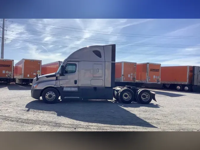 2025 Freightliner Cascadia 1266d65779ff988e752479348bfcedc9d4f