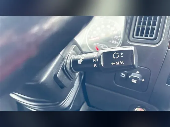 2019 INTERNATIONAL LT