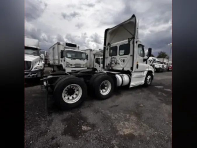 2019 FREIGHTLINER/MERCEDES CASCADIA 1256d6971c2e91db09b447a54305903c9bf