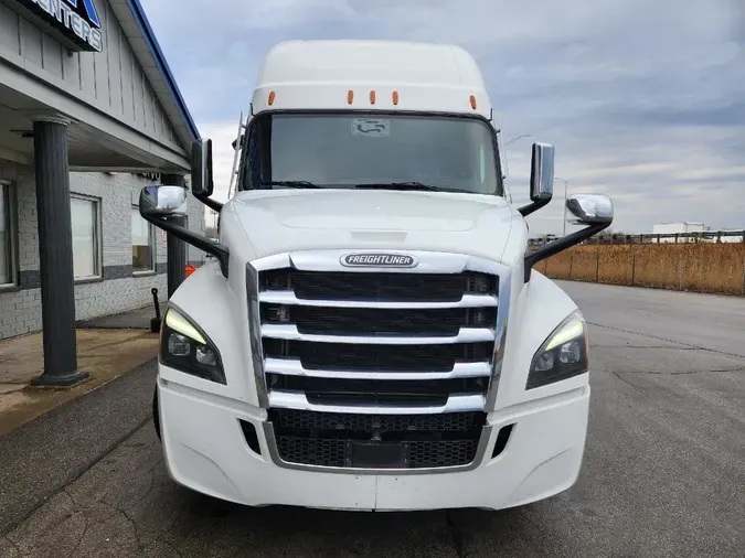 2023 FREIGHTLINER Cascadia 126