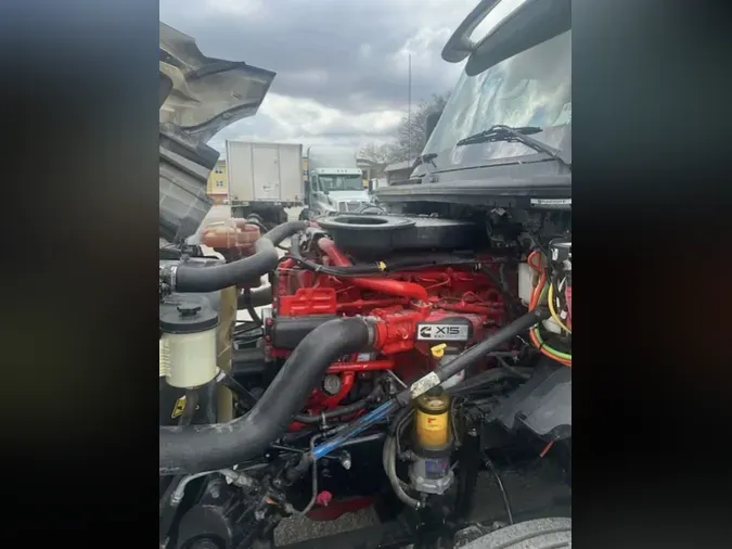 2020 NAVISTAR INTERNATIONAL LT625 SLPR CAB