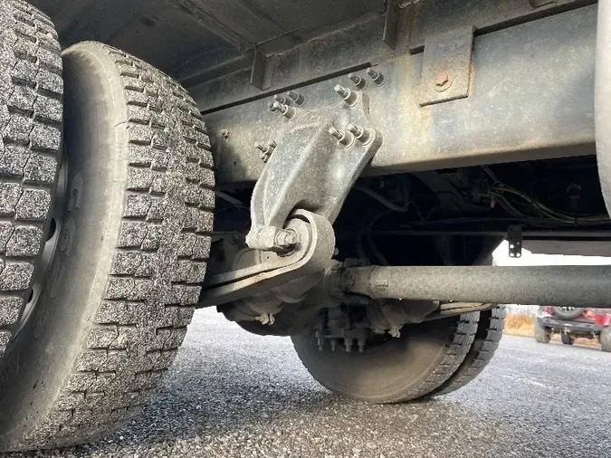 2017 FREIGHTLINER M2