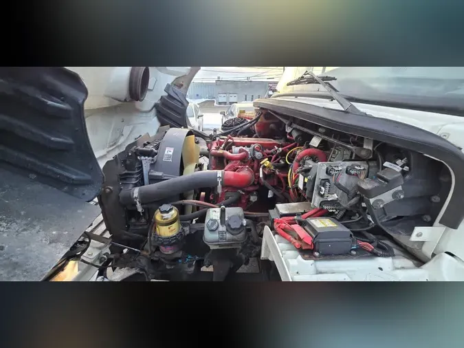 2021 FREIGHTLINER/MERCEDES M2 106