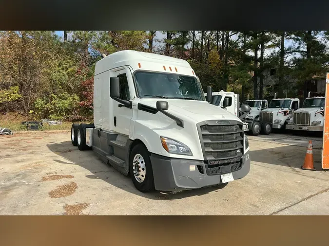 2021 Freightliner Cascadia 1266d6f741b2ecf92c8d04a0042c0c54ec6