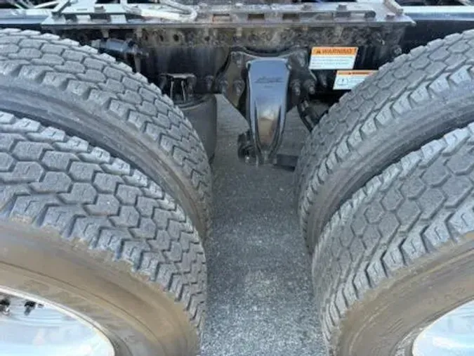 2023 Freightliner Cascadia6d72a6e2935f5df645c82eeea417f7ee