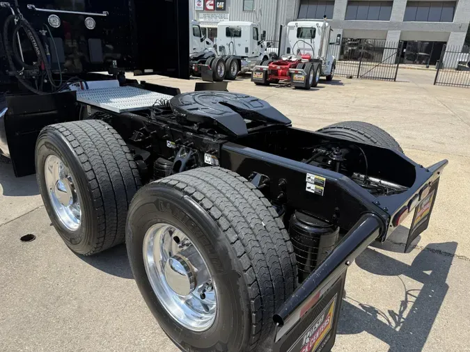 2022 Peterbilt 5796d736cf38e1c216a48b7d053e5c5e9b6
