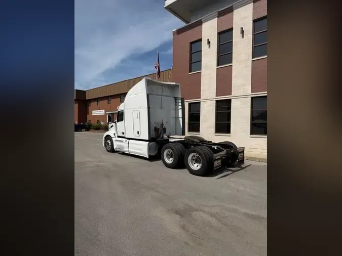 2023 Peterbilt 5796d77f67231bd124e1a8148a0915035b1