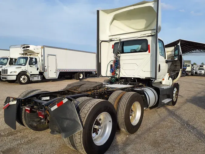 2020 NAVISTAR INTERNATIONAL LT625 DAYCAB T/A