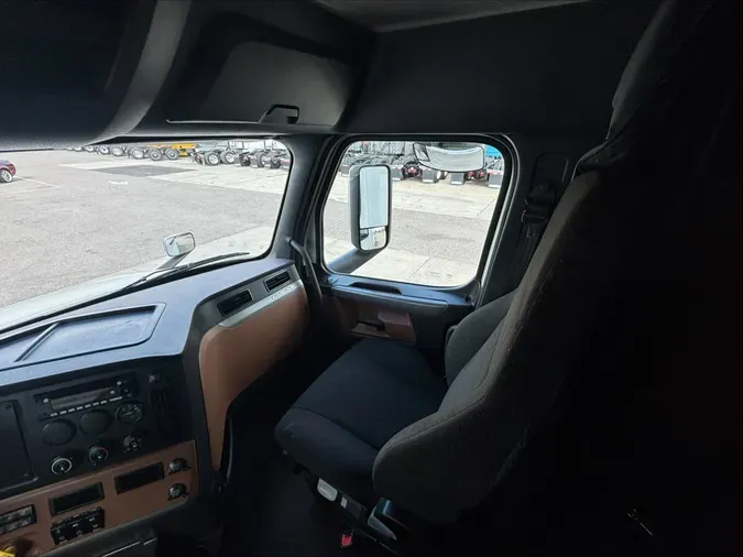 2022 Freightliner CA126SLP6d789bd429de7616927f21759f429ad6