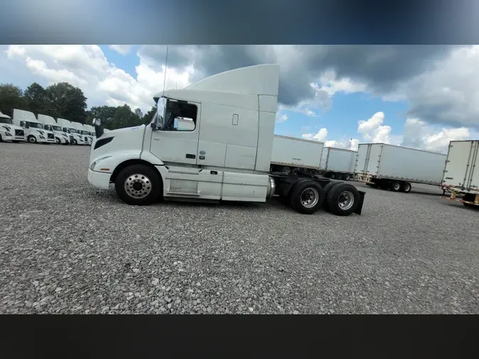 2019 Volvo VNL 740