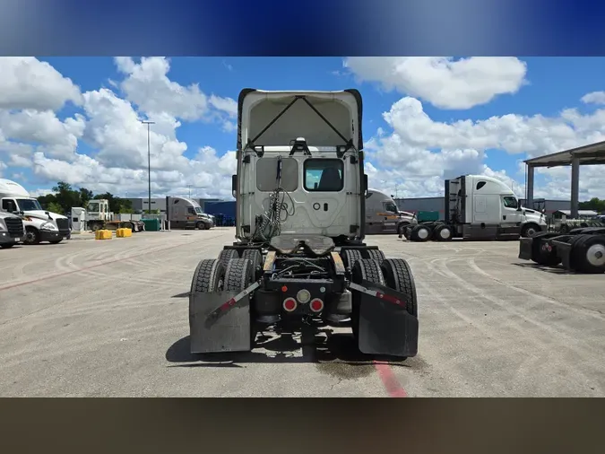 2019 Freightliner Cascadia 1266d797be34d740f37ade98b56c490ed6b