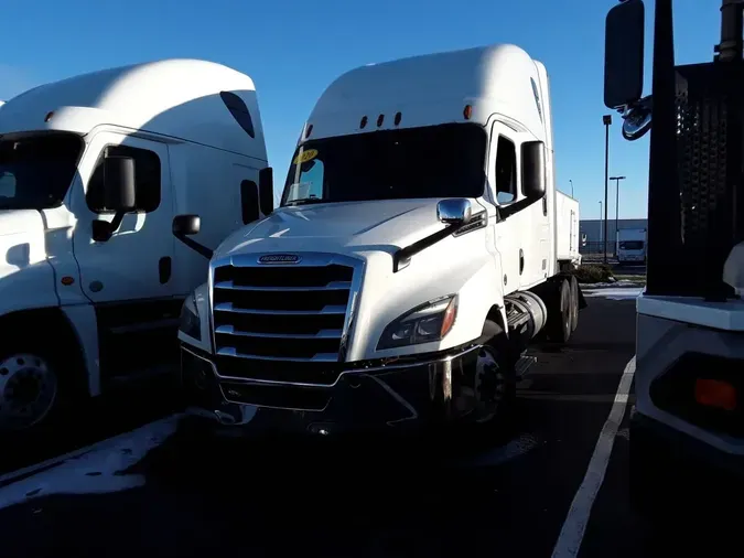 2020 FREIGHTLINER/MERCEDES NEW CASCADIA PX126646d7990e5296f38a1b4e4e77896512a09