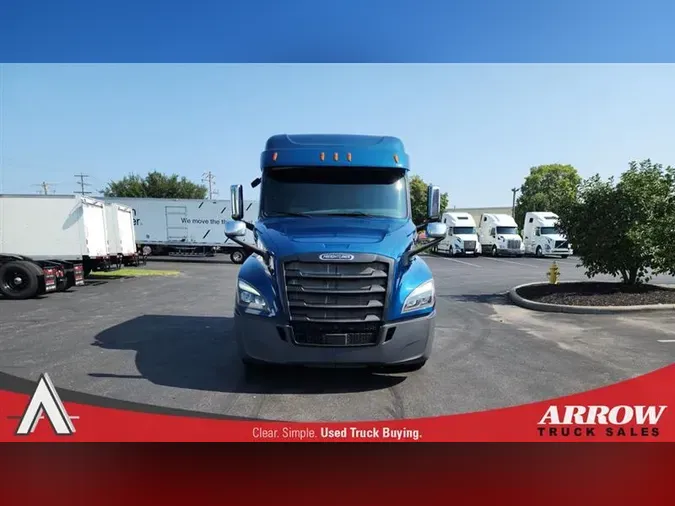 2019 FREIGHTLINER CA126