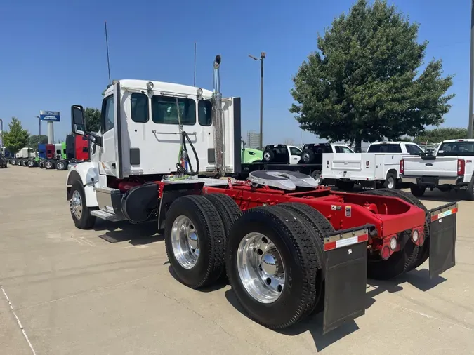2022 Peterbilt 567