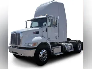 2020 Peterbilt 337