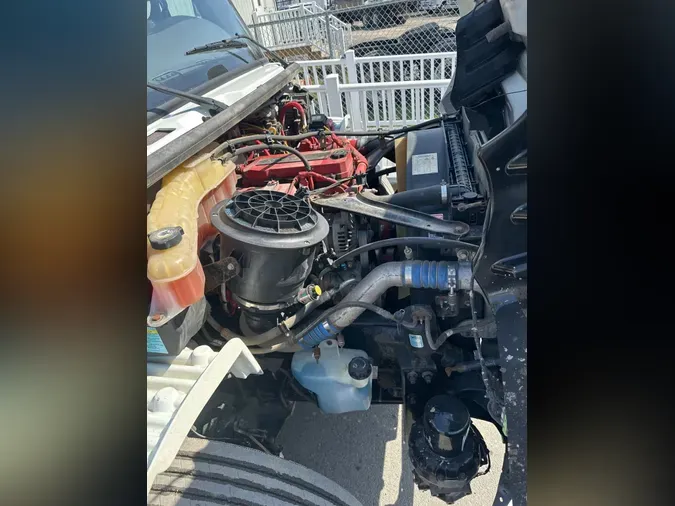 2019 FREIGHTLINER/MERCEDES M2 106