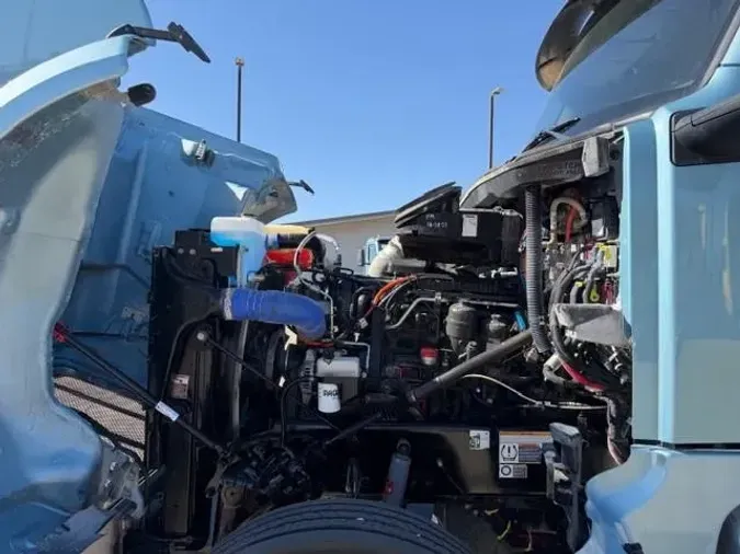 2023 Peterbilt 567