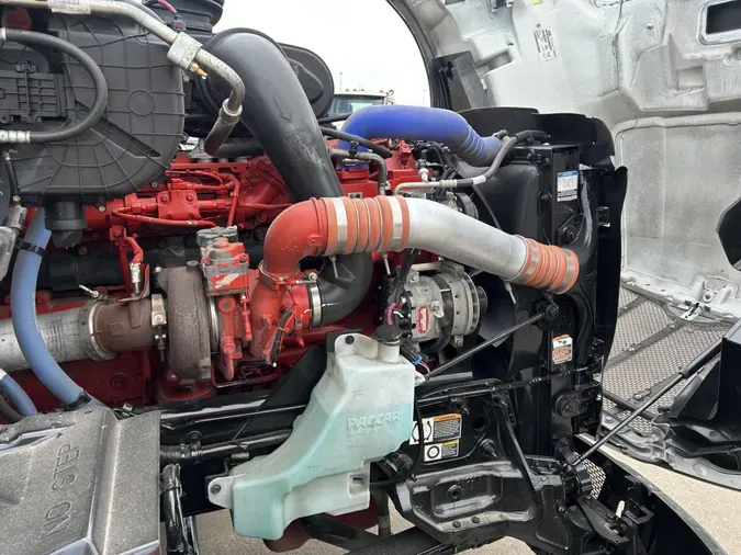 2023 Peterbilt 579