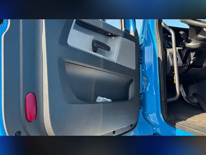 2019 FREIGHTLINER CASCADEVO1