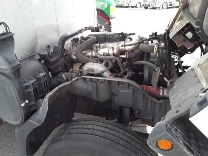 2019 HINO HINO 195