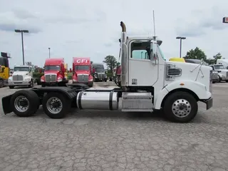 2015 Freightliner 122SD
