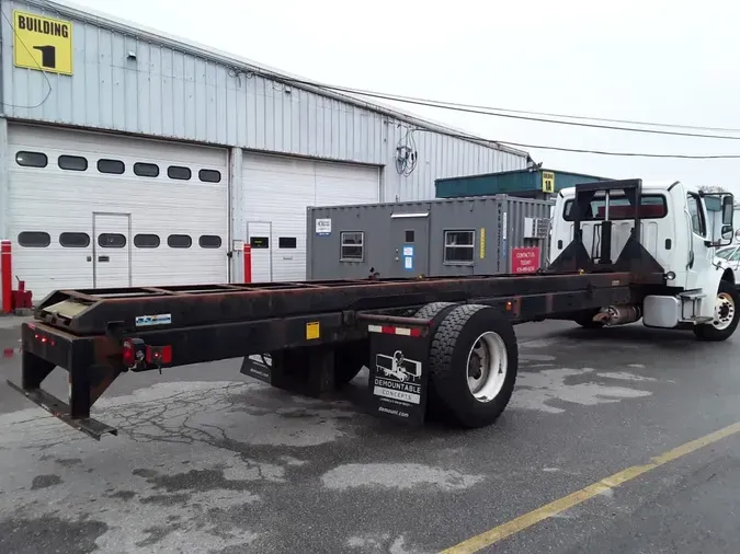 2019 FREIGHTLINER M2 106